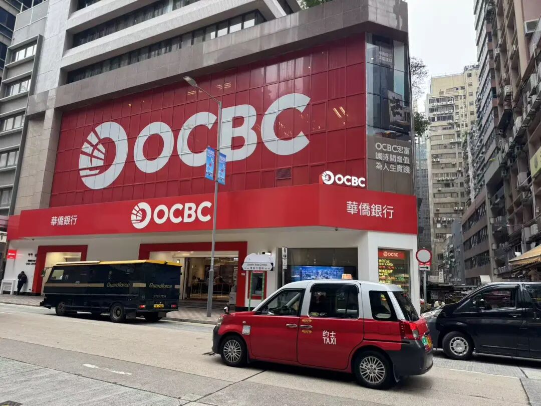 为什么说美国银行账户正在变成“入场券”？零门槛、零年费超省心